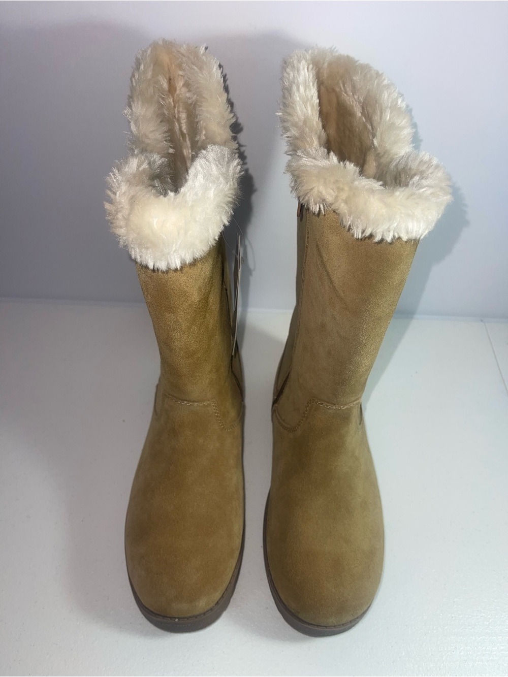 Universal Thread Tan Suede Faux-Fur Collar Winter Boots